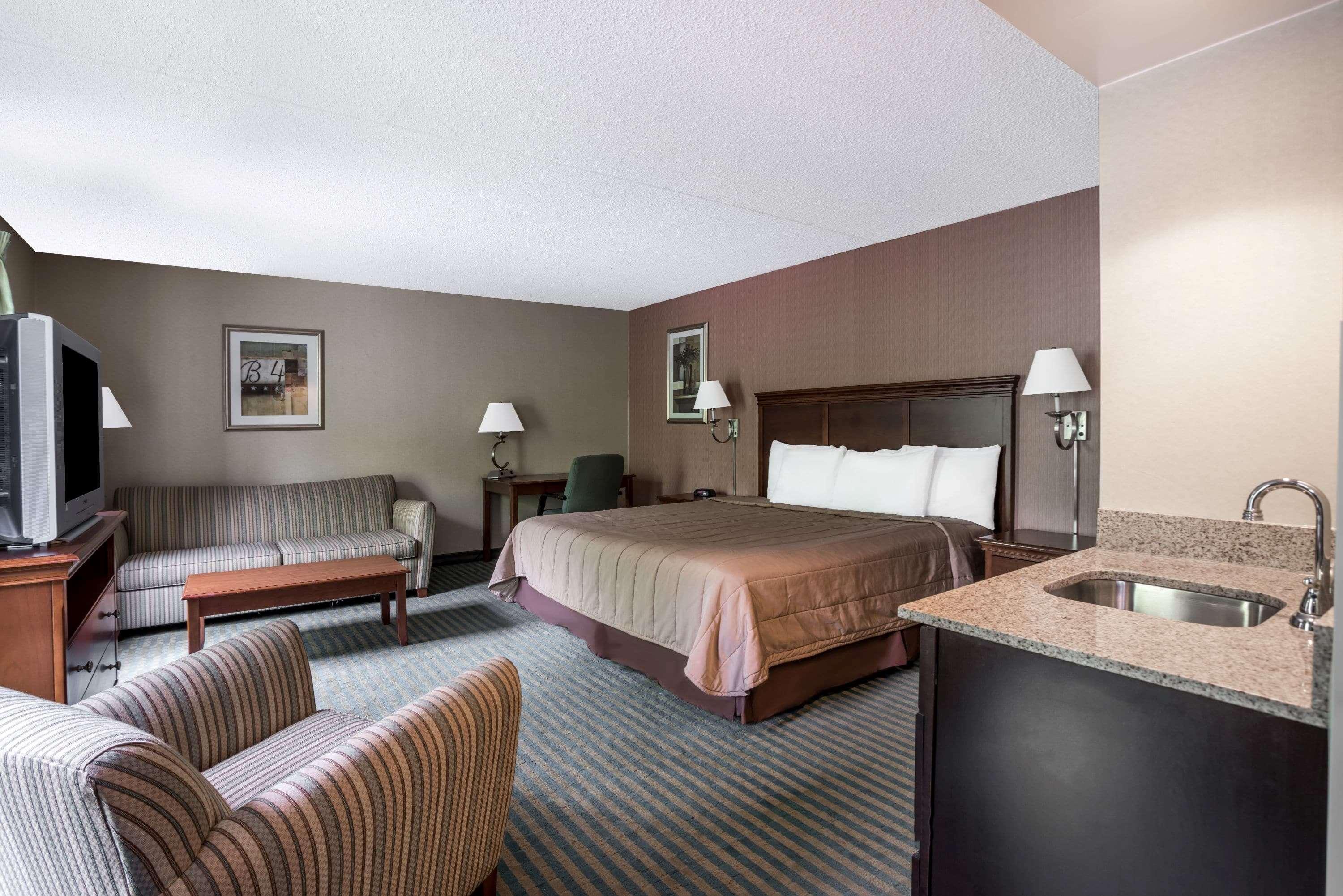 Days Inn By Wyndham Вестминстер Экстерьер фото